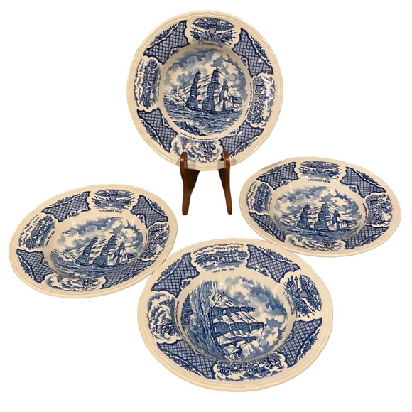 Fair Winds The Grand Turk under full sail by Alfred Meakin - 4 Soup/Salad Bowls